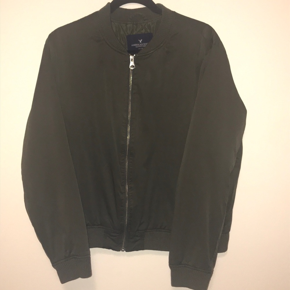 Olive green women’s bomber jacket